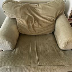 Soft lounge chair 
