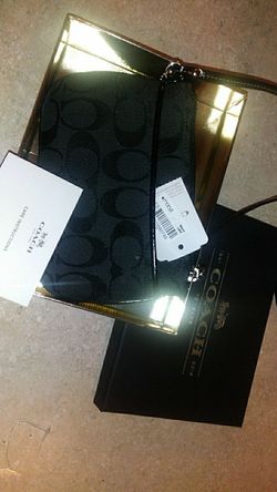 Coach wristlet