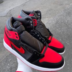 Jordan 1 Satin Red