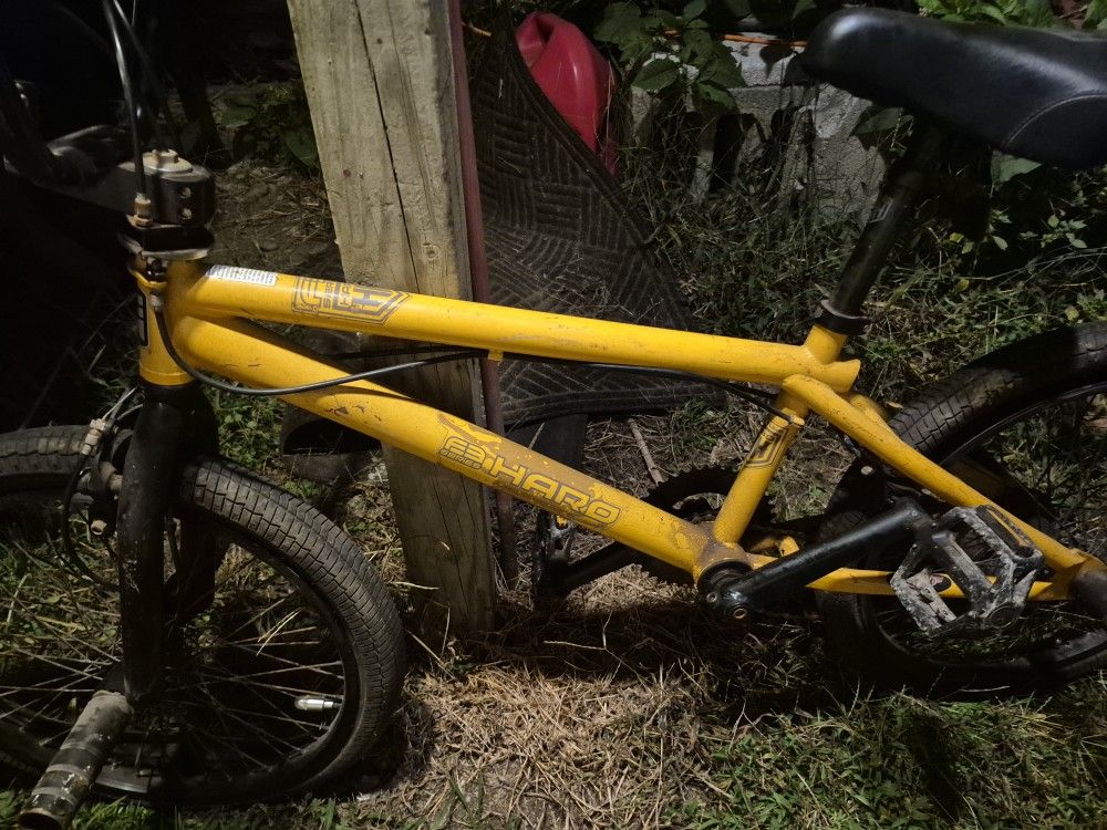 Haro  F3  Bmx Bike 