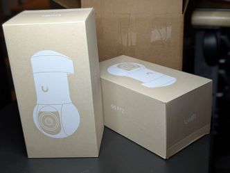 2x Unifi - G5 PTZ Security Camera