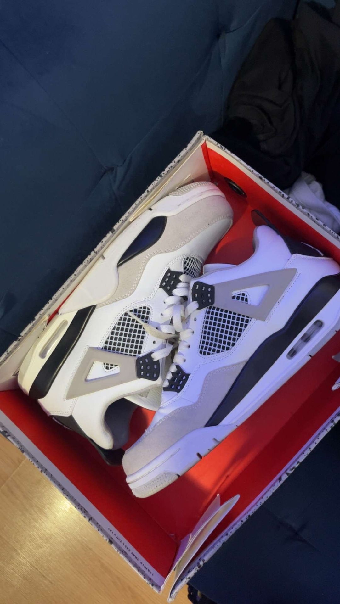 Jordan 4s