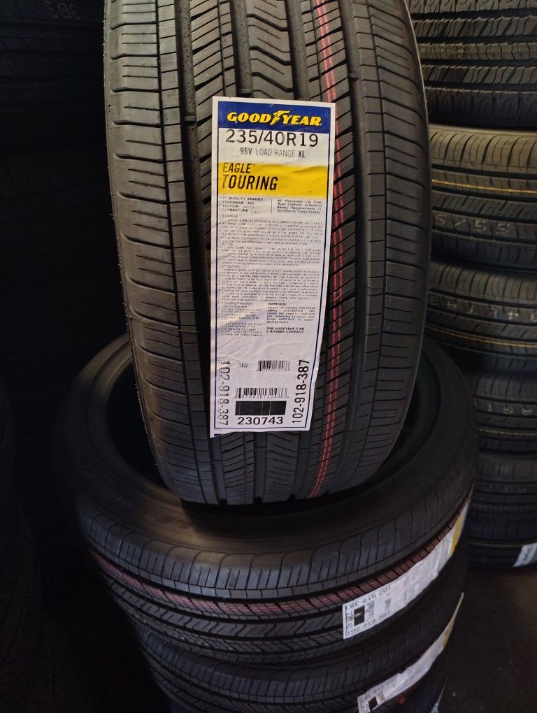 Llantas/Tires 235/40r19 Goodyear INSTALACIÓN Y BALANCEO GRATIS