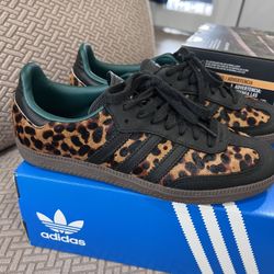 Women Adidas Samba 