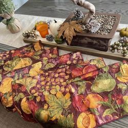 🍇 Set of 6 Vintage Fall Autumn Foiled Shiny Metallic Reusable Napkins