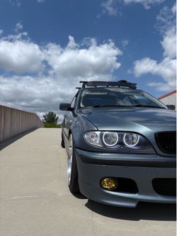 2003 BMW 325i