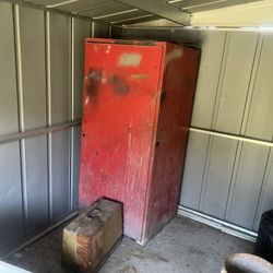 Storage Container