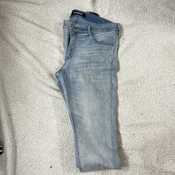 Express, James size 14