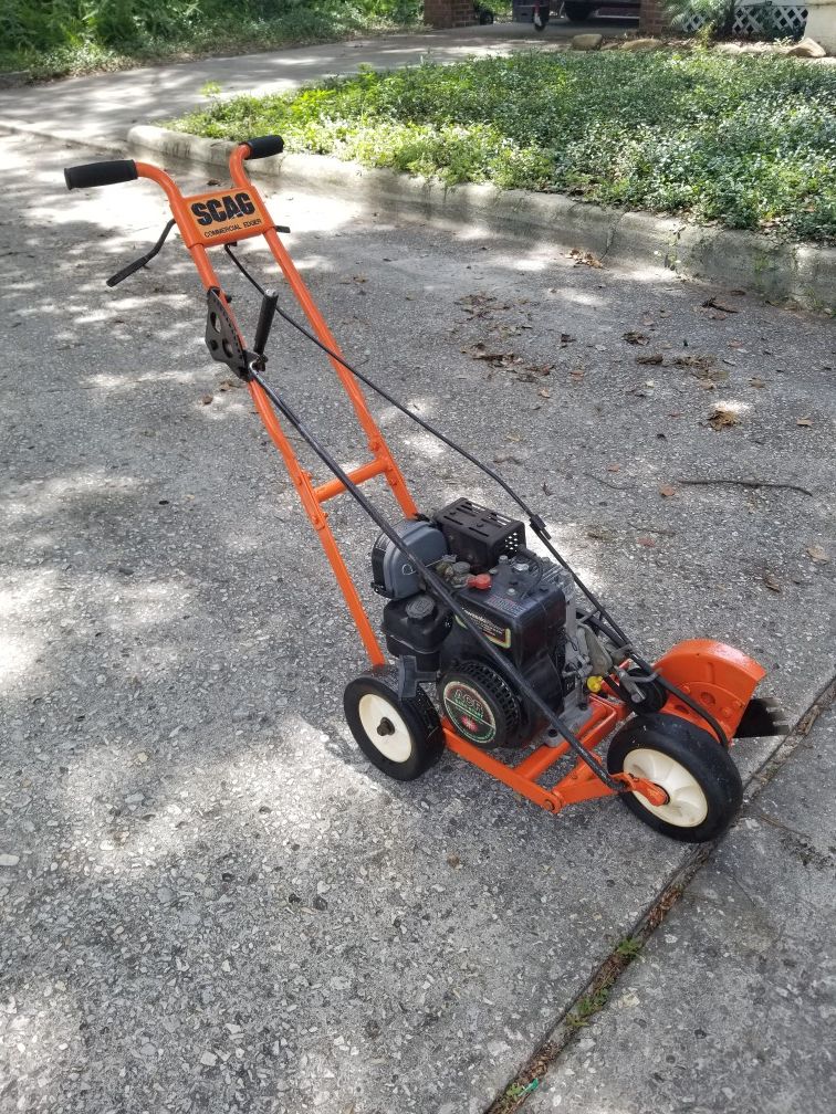 BLACK+DECKER LE750 Electric Edger/Trencher for Sale in St. Petersburg, FL -  OfferUp