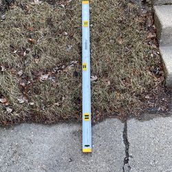 Johanson  4’fet Level