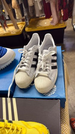 Adidas SUPERSTAR 