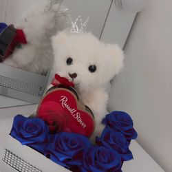 Valentine’s Day Gifts 💙🤍