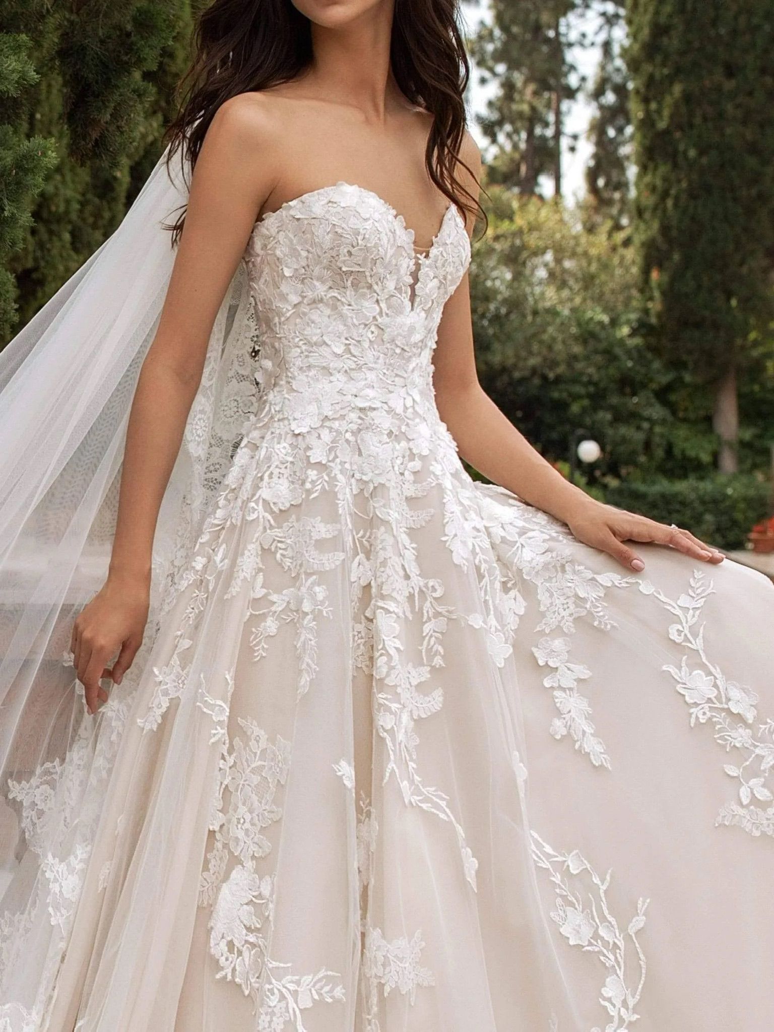 Wedding Dress/ Vestido De Novia 