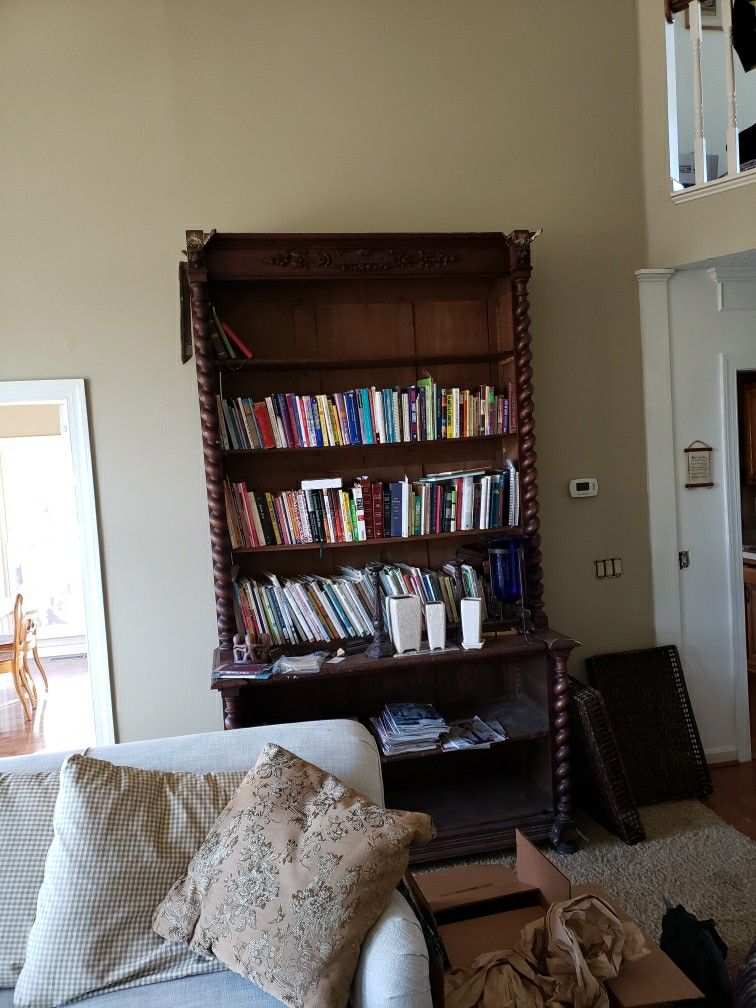 Antique Bookcase 2 pieces with doors