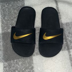 Kids Nike Slides 12C