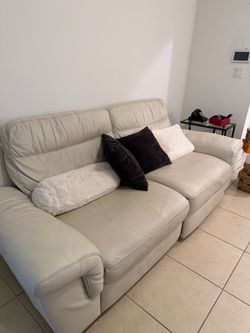 Macy’s Cream Leather 3-Seat Sofa reclining