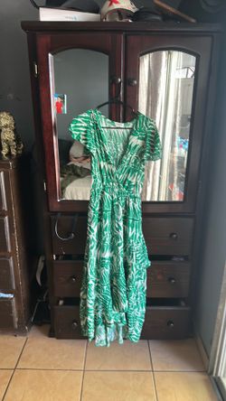 Green dress / vestido verde