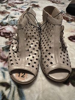 Girls 👧 Shoes  👠  New 