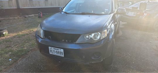 Mitsubishi outlander PRICE VERY NEGOTIABLE