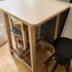 High Table / Dining Table + 2 Stools