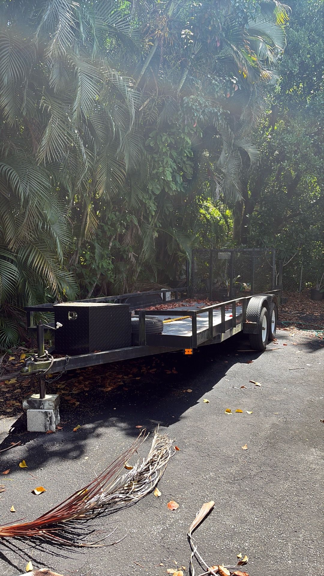 18’ flat trailer