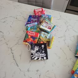 8 CRINKLE BABY SOFTBOOK EXC COND SEE DESCRIPTION 