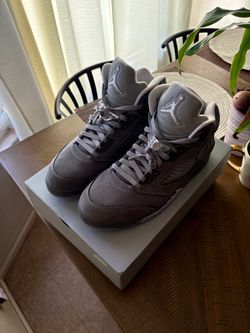 Jordan 5 wolf grey