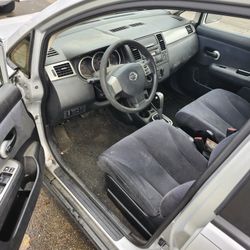 09 Nissan Versa Driving Parts Car