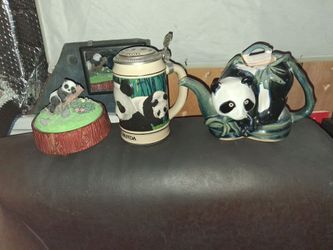 Giant panda collection very rare pieces all like new