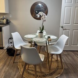 Beautiful Glass Table with 4 chairs, Wooden kitchen table with white chairs