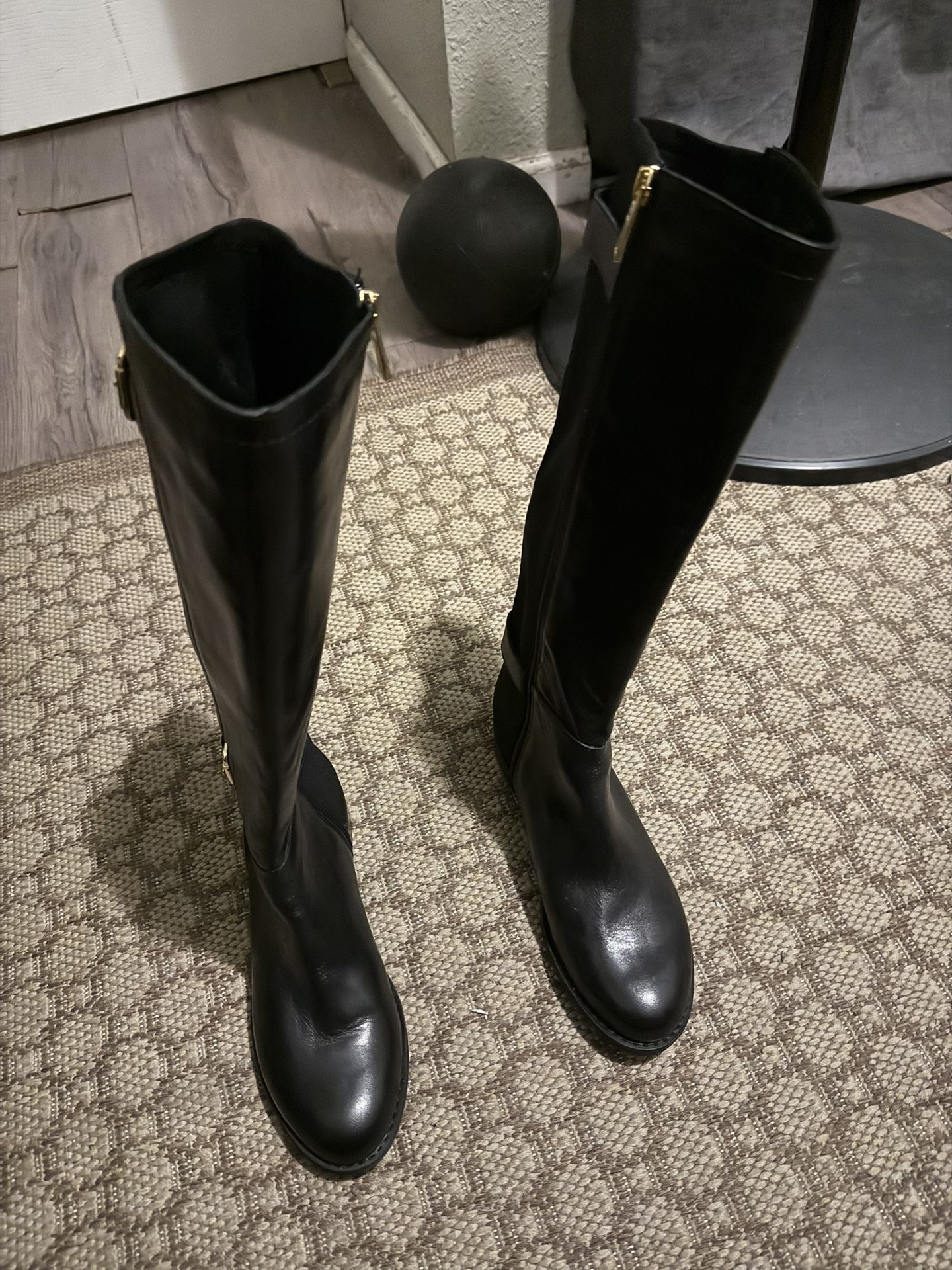 Issac Mizrahi Boots