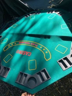 Folding poker table