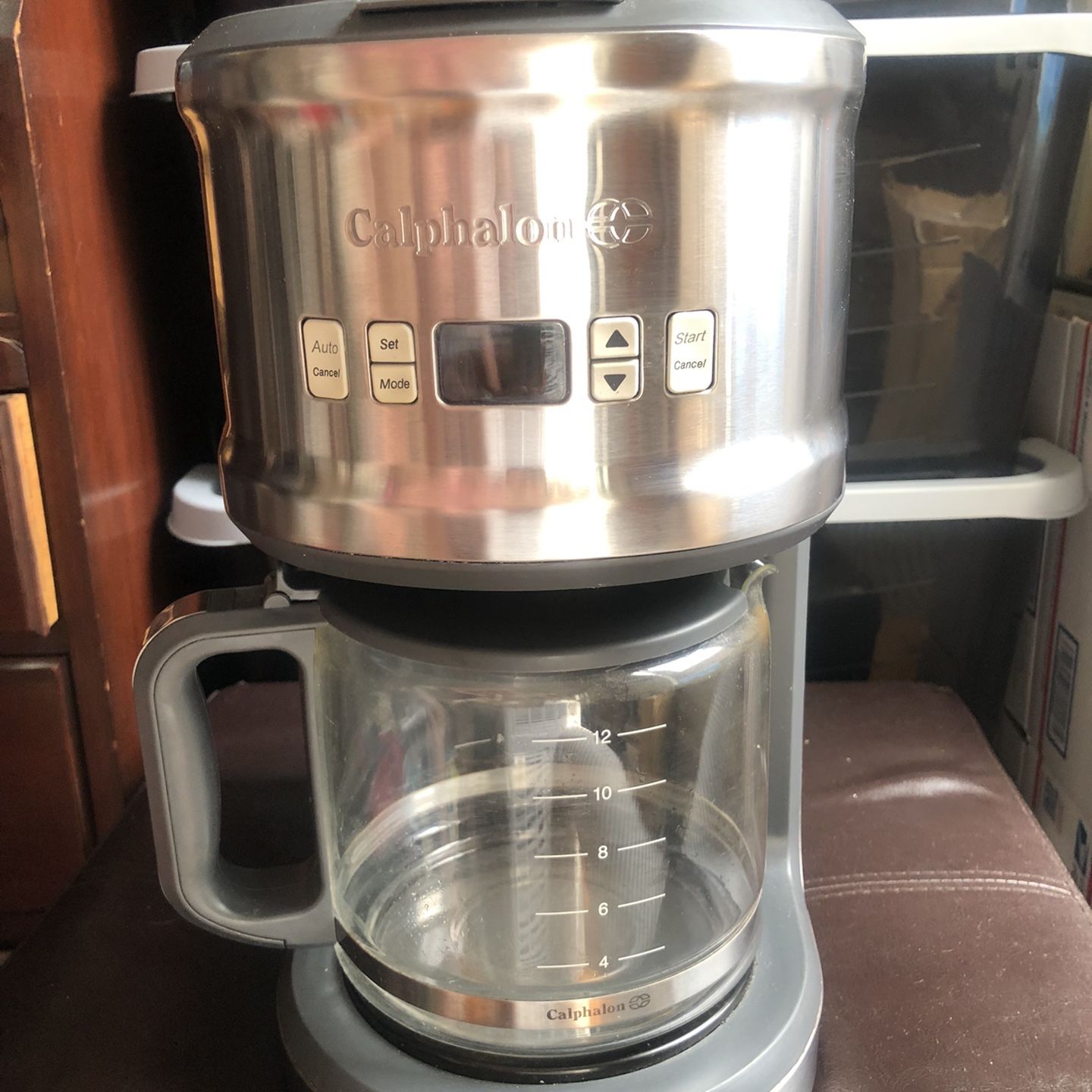 Calphalon 12-cup Coffee Maker Model HE121CMG silver for Sale in New York,  NY - OfferUp