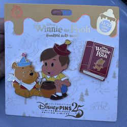 Disney Parks Winnie the Pooh December 12/12 Pin Set LR - IN HAND