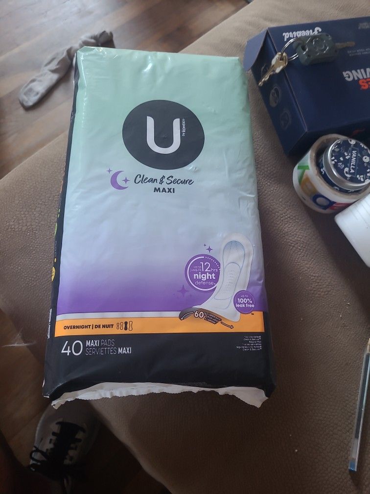 U by Kotex Clean & Secure Overnight Maxi Pads, 40 Count