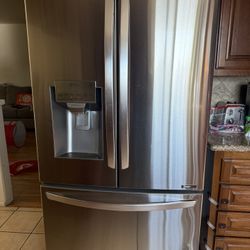 LG Refrigerator 