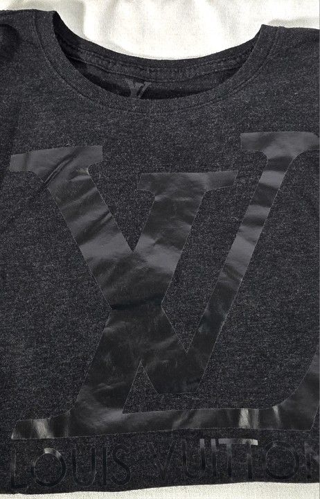 Louis Vuitton Mens Small Cotton Black T-Shirt