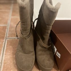 Wedge Boots