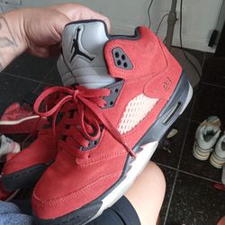 Jordans Retro Size 6.5