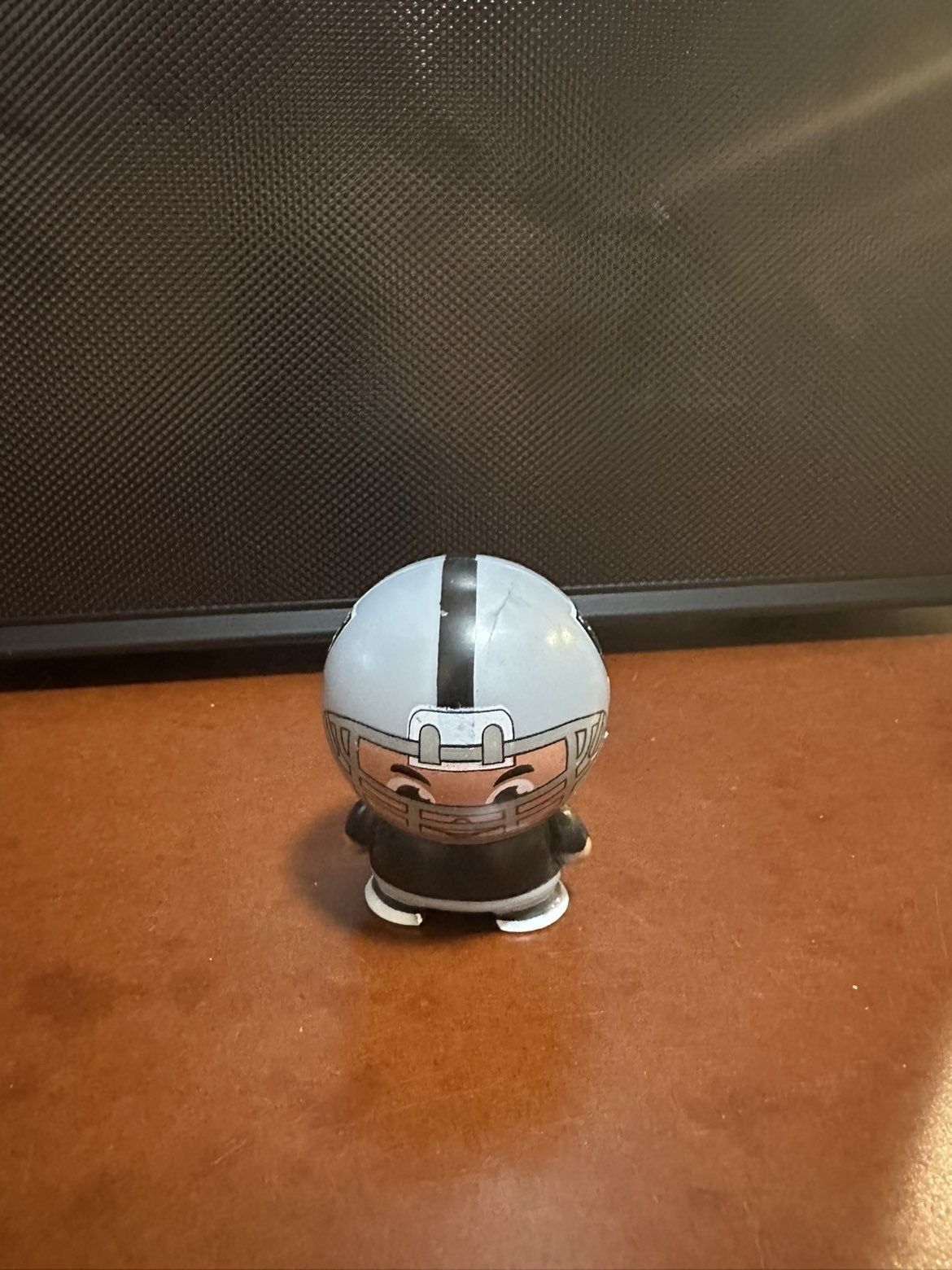 2012 Oakland Raiders NFL Mini Buildable Figure 2.5”