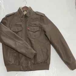 Throw Offers!! Levi’s faux Leather Jacket Size (S)