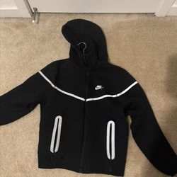 reflective Nike Tech Read Description