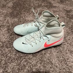 Size 4 soccer cleats
