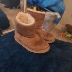 Ugg Size 5y Boys Brown