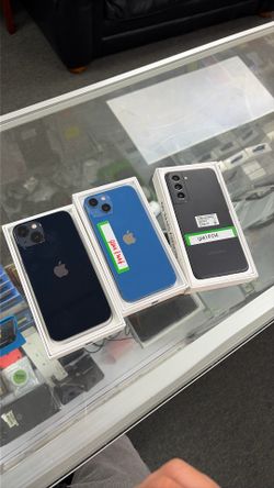 iPhone 13 MetroPCs Like New Black 128GB