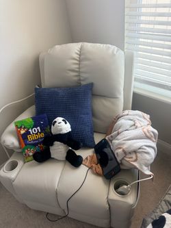 Rocking chai/ recliner