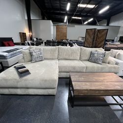 2pc Giant Sectional