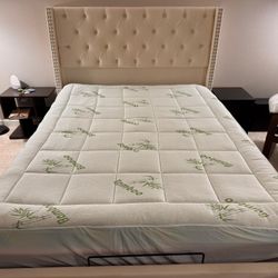 Luxury Queen Bed Setup With Side Tables