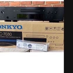 Onkyo C-7030 Brand New / Original Box