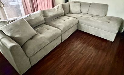 Beautiful Recliner Living Room Couch - LIKE NEW